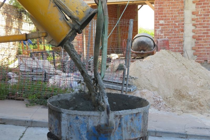 cement driveway contractors